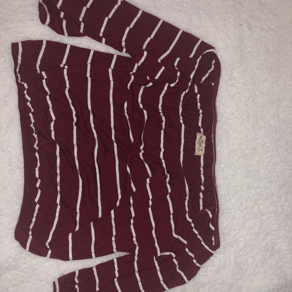 Hollister Crop Top - Picture 2 of 3